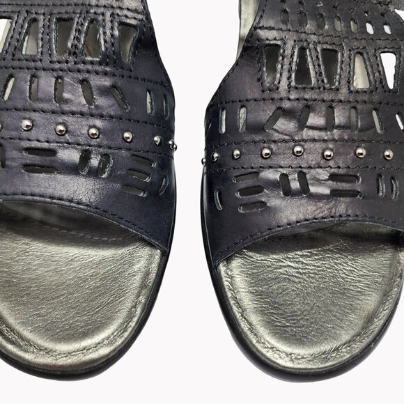 Naot Womens size 8 Sandals Black Leather Studded EU 39 US - Picture 2 of 11